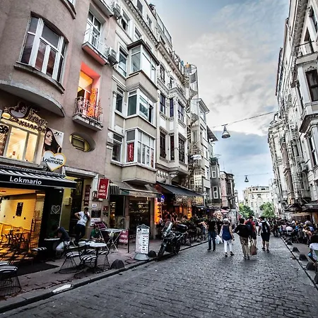 Renovated In Taksim Near Istiklal Apartment *